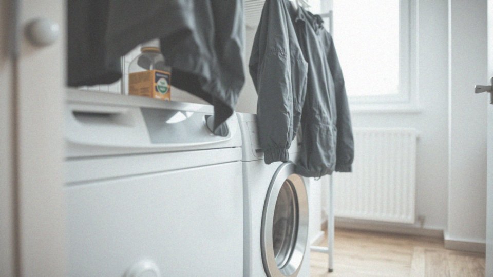 Jak pielęgnować membranę w kurtce, aby przedłużyć jej trwałość?